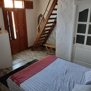  Apartment Artisan´s House